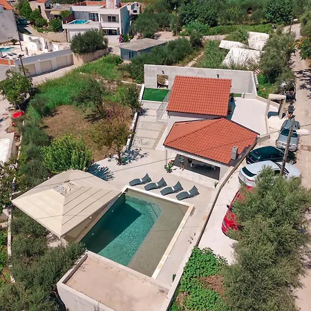 Mediterranean Oasis Seaside With Pool * Split